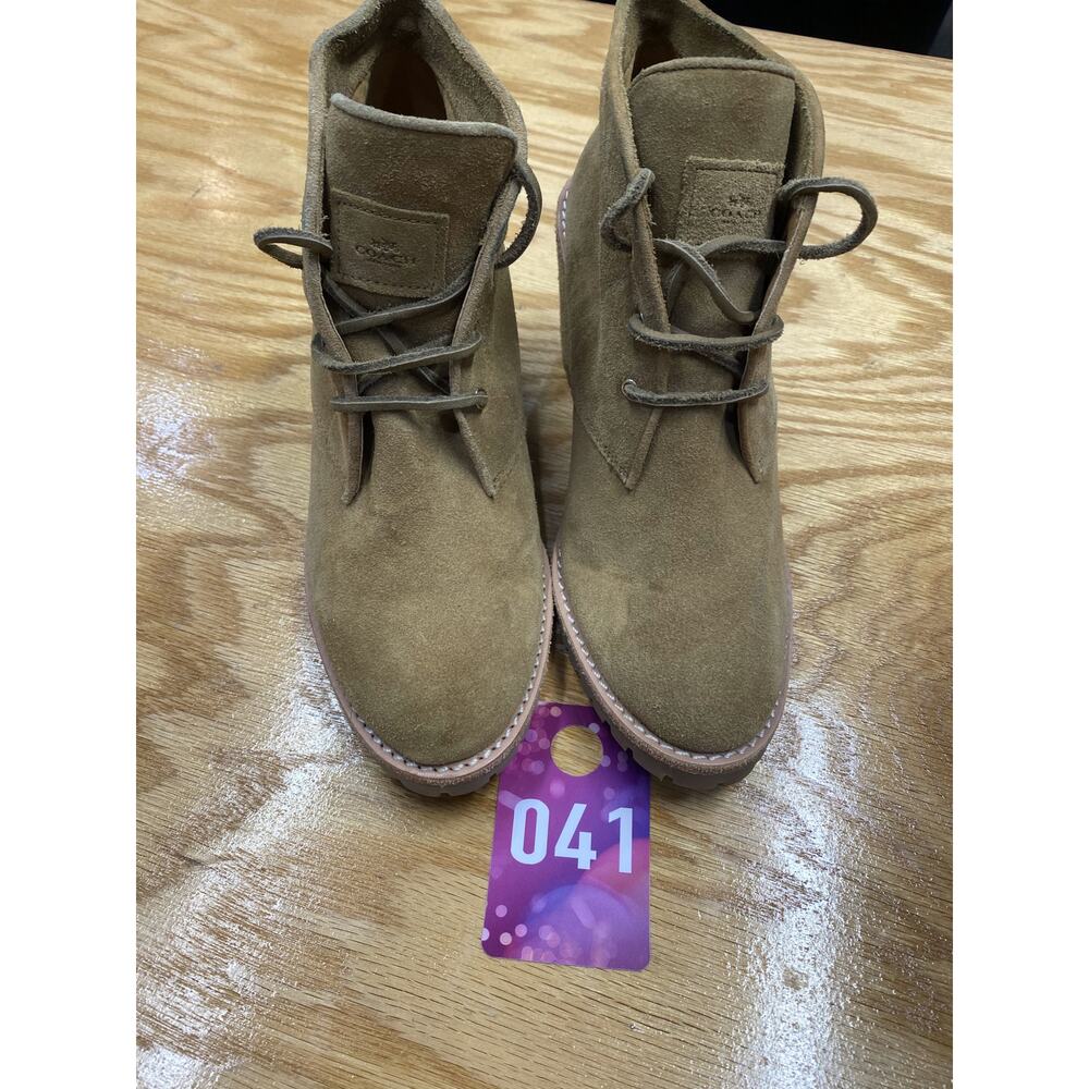 Coach New York Karson Wedge Boots Women's 6B Beige Suede Lace Up Ankle Booties